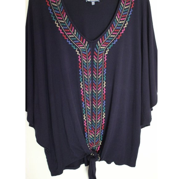 NWOT Plus Democracy Navy Embroidered Top Size 1X - Picture 4 of 9